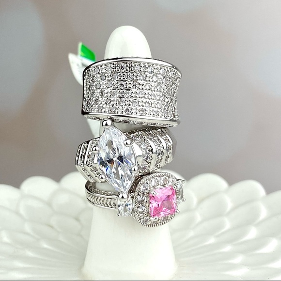 2 for $30 Boutique Marquise CZ Rhinestone Baguette Formal Fashion Ring Size 5 - Picture 2 of 2